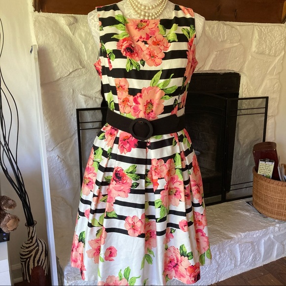 JESSICA HOWARD FLORAL PRINT DRESS SIZE 10P - Picture 1 of 10